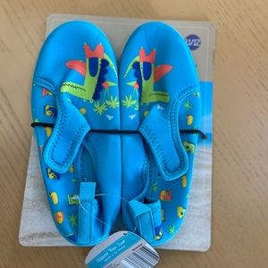 Kids water shoes